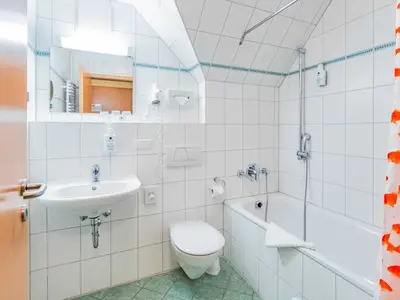 Ferienwohnung für 6 Personen (80 m²) in Ostseebad Kühlungsborn 8/10