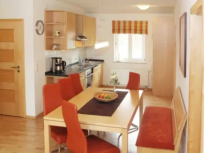 Ferienwohnung für 8 Personen (100 m²) in Ostseebad Kühlungsborn 6/10