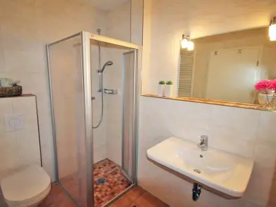 Ferienwohnung für 4 Personen (59 m²) in Ostseebad Kühlungsborn 8/9