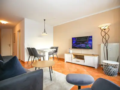 Wohnzimmer mit Essbereich