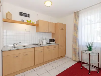 Ferienwohnung für 6 Personen (72 m²) in Ostseebad Kühlungsborn 4/10