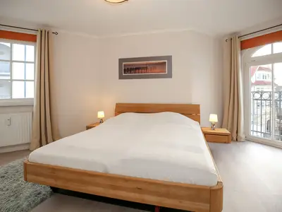 1.Schlafzimmer mit Doppelbett