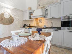 23691829-Ferienwohnung-3-Ostuni-300x225-1