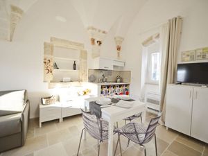 21593625-Ferienwohnung-5-Ostuni-300x225-2