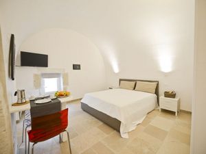 21593625-Ferienwohnung-5-Ostuni-300x225-3