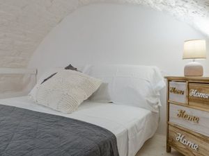 23050891-Ferienwohnung-4-Ostuni-300x225-2