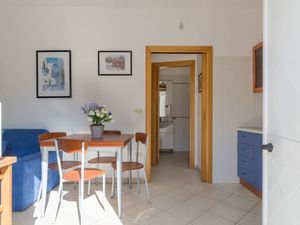 23049311-Ferienwohnung-2-Ostuni-300x225-5