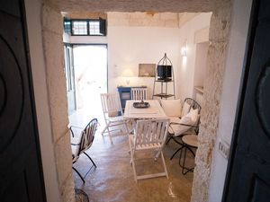 23113789-Ferienwohnung-4-Ostuni-300x225-5