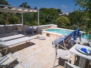 23113877-Ferienwohnung-3-Ostuni-300x225-0