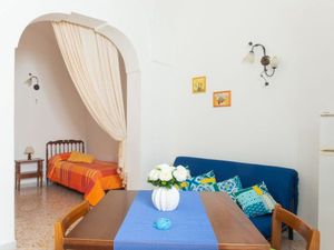 23140547-Ferienwohnung-4-Ostuni-300x225-1