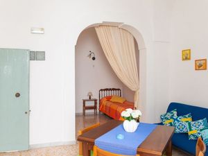 23140547-Ferienwohnung-4-Ostuni-300x225-4