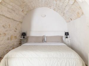 23168303-Ferienwohnung-3-Ostuni-300x225-4