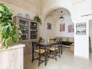 23588649-Ferienwohnung-5-Ostuni-300x225-1