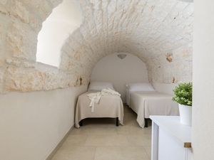 23588649-Ferienwohnung-5-Ostuni-300x225-4