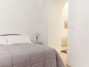 24016555-Ferienwohnung-4-Ostuni-300x225-3