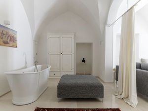 24016555-Ferienwohnung-4-Ostuni-300x225-2