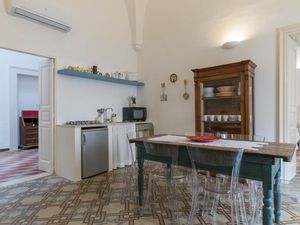 22217343-Ferienwohnung-6-Ostuni-300x225-3