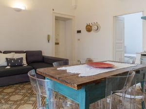 22217343-Ferienwohnung-6-Ostuni-300x225-4