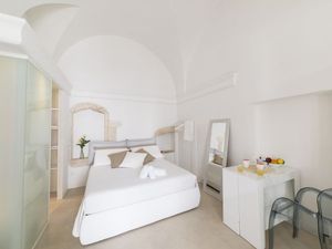 21593559-Ferienwohnung-5-Ostuni-300x225-1