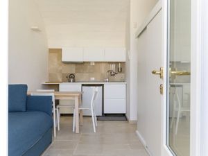 24048060-Ferienwohnung-4-Ostuni-300x225-2