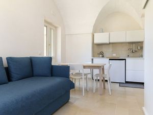 24048059-Ferienwohnung-4-Ostuni-300x225-3