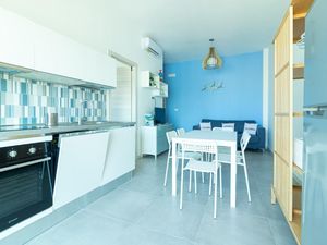 23580517-Ferienwohnung-4-Otranto-300x225-5