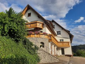 22651693-Ferienwohnung-2-Ottenhöfen im Schwarzwald-300x225-0