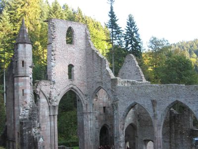 Klosterruine Allerheiligen, nähe Wasserfälle