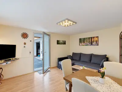 Photo, INSIDE, OUTSIDE