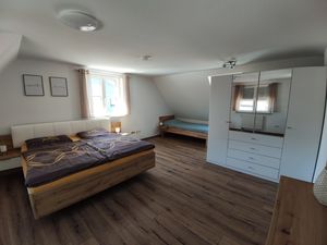 22414537-Ferienwohnung-5-Owen-300x225-1