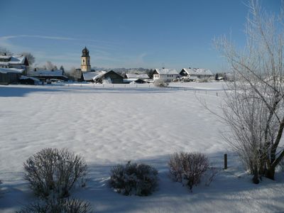 Blick von der Fewo aufs winterl. Dorfzentrum