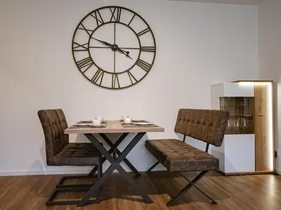 03 Ferienwohnung_Bergzeit_WohnEsszimmer (4)