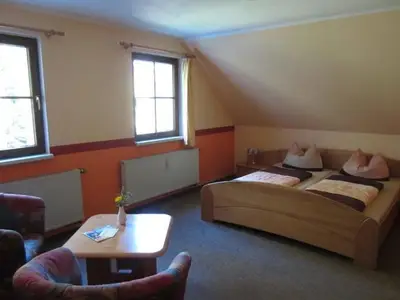 Ferienwohnung für 10 Personen (250 m²) in Oybin 4/10