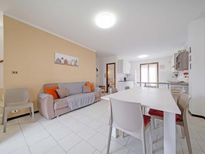 23463572-Ferienwohnung-8-Pacengo di Lazise-300x225-5