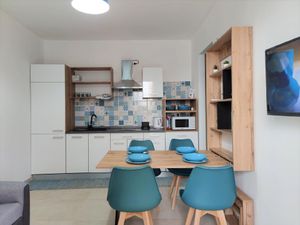 23670471-Ferienwohnung-4-Pachino-300x225-0