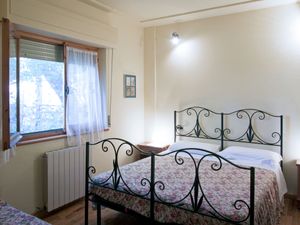 23853446-Ferienwohnung-7-Paciano-300x225-1