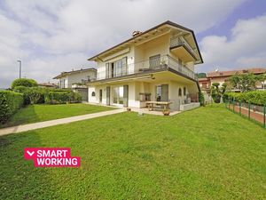 Ferienwohnung für 8 Personen (140 m²) in Padenghe Sul Garda