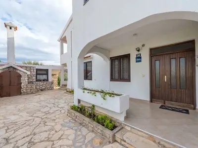 Ferienwohnung für 4 Personen (45 m²) in Pag 6/10