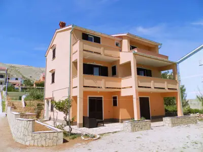 Ferienwohnung für 4 Personen (40 m²) in Pag 2/10