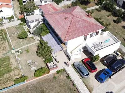 Ferienwohnung für 8 Personen in Pag 4/10