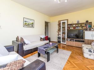 23758936-Ferienwohnung-7-Pag-300x225-2