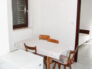 18511550-Ferienwohnung-4-Pag-300x225-1