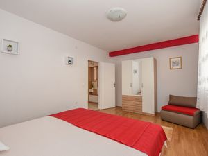 23113443-Ferienwohnung-3-Pag-300x225-5