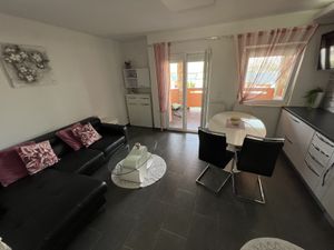 23988347-Ferienwohnung-3-Pag-300x225-1