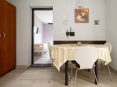 Ferienwohnung für 5 Personen in Otok Pag 10/10