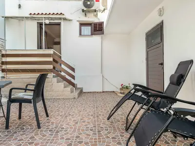 Ferienwohnung für 2 Personen (14 m²) in Pag 6/10