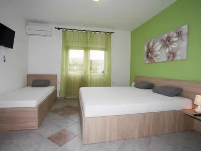 Ferienwohnung für 2 Personen (20 m²) in Pag 5/10