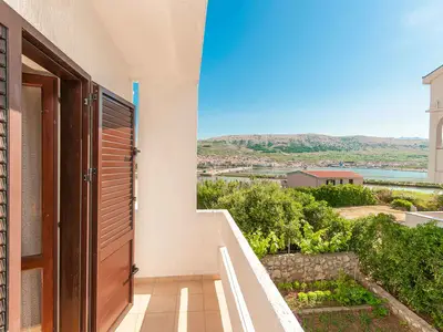 Ferienwohnung für 5 Personen (72 m²) in Pag 5/10