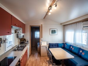 23933865-Ferienwohnung-4-Pakostane-300x225-1