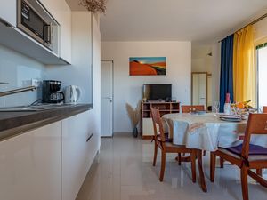 23721035-Ferienwohnung-3-Pakostane-300x225-3